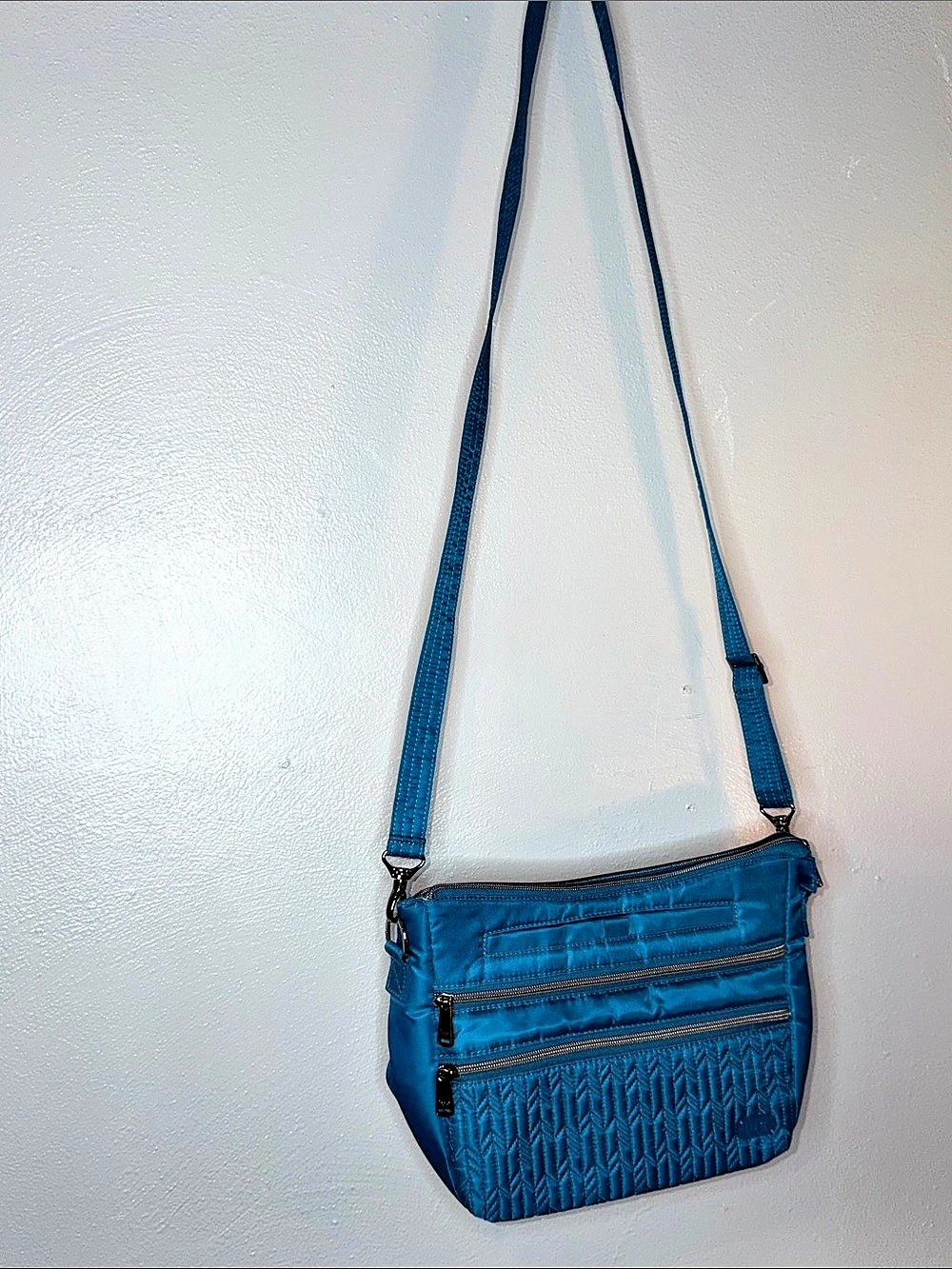 Lug Flapper SE Convertible Crossbody Bag Blue